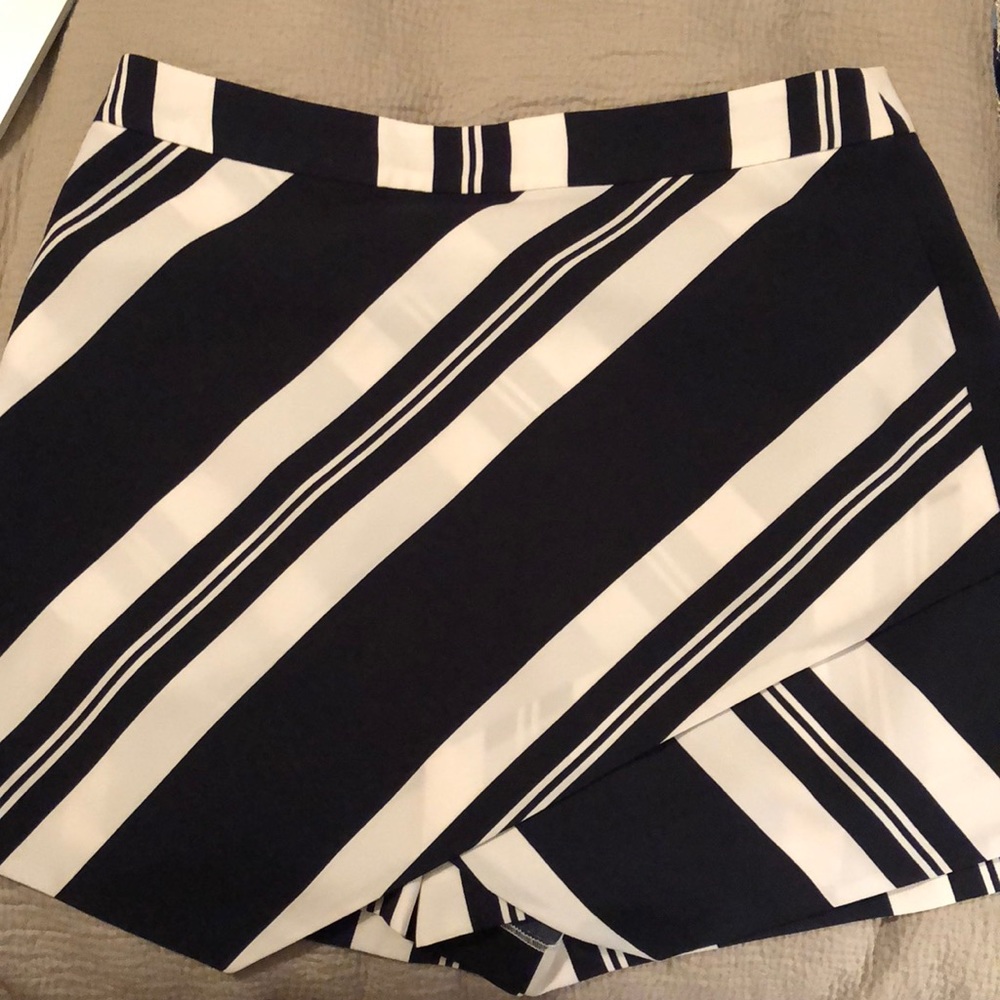Navy envelop skirt